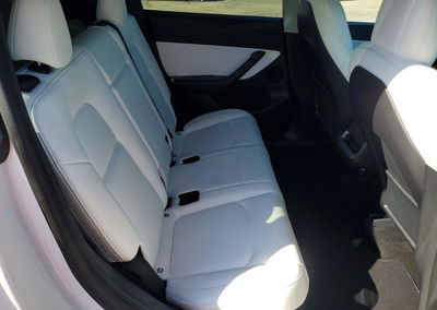 2022 Tesla Model Y, daño Frontal, Copart lote 71388646, foto 10 de 12