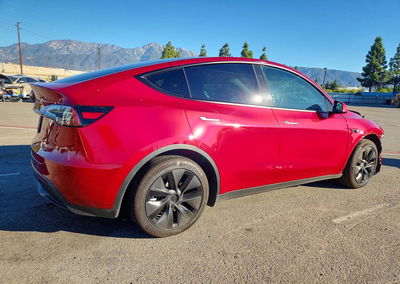 2025 Tesla Model Y, uszkodzenie: Przód, Copart lot 67924726, zdjęcie 3 z 15