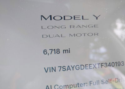 2026 Tesla Model Y, Rear damage, Iaai lot 46204836, photo 14 of 15