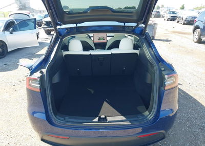 2022 Tesla Model Y Long Range Dual Motor All-wheel Drive, uszkodzenie: Zalanie, Iaai lot 45932944, zdjęcie 12 z 13