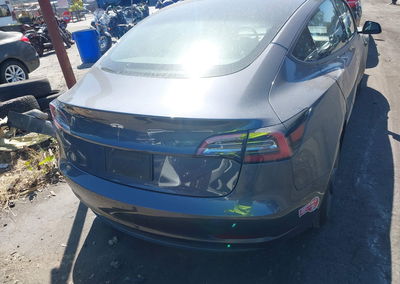 2023 Tesla Model 3 Rear-wheel Drive, daño Frontal izquierdo, Iaai lote 45996794, foto 17 de 23