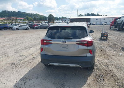 2021 Kia Seltos Lx, uszkodzenie: Przód, Iaai lot 46126746, zdjęcie 17 z 19