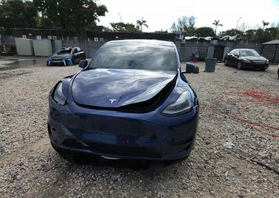 2025 Tesla Model Y, Front End damage, Copart lot 67567096, photo 14 of 15