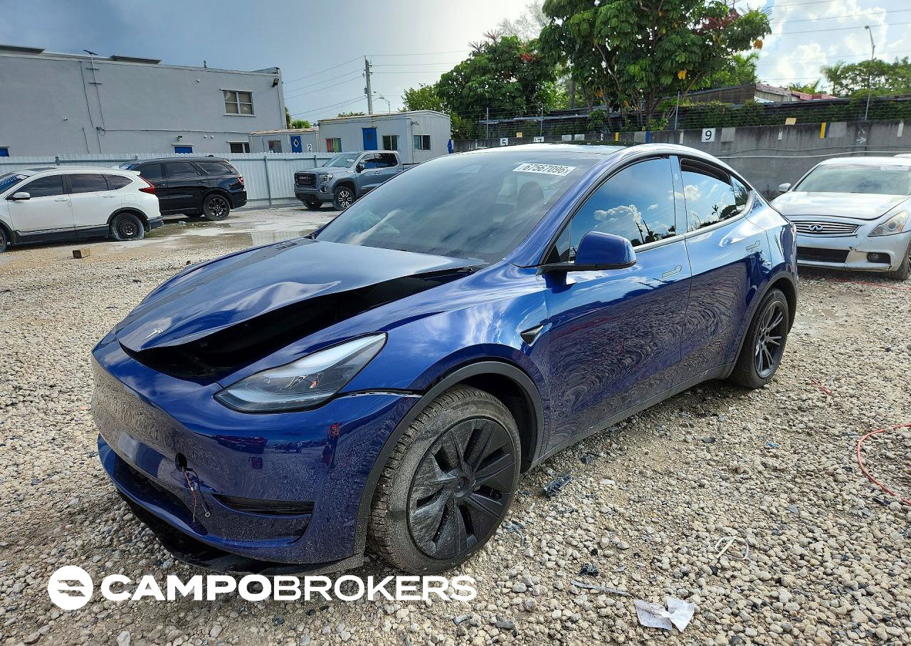 2025 Tesla Model Y, Front End damage, Copart lot 67567096