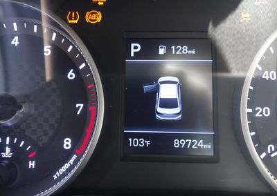 2019 Hyundai Elantra Sel, daño Frontal izquierdo, Iaai lote 45288575, foto 16 de 17