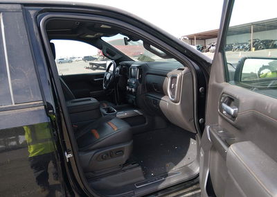 2020 Gmc Sierra 1500 4wd  Standard Box At4, daño Engine Damage, Iaai lote 45942833, foto 5 de 16