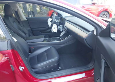 2019 Tesla Model 3 Long Range/mid Range/standard Range/standard Range Plus, daño Left & Right Side, Iaai lote 46119317,