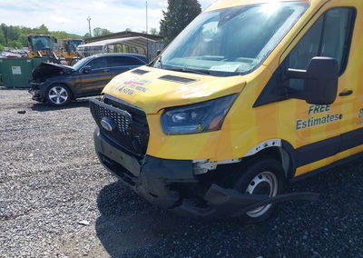 2024 Ford Transit-250, daño Frontal, Iaai lote 44975459, foto 12 de 19