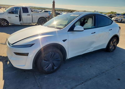 2026 Tesla Model Y, daño Frontal, Copart lote 67606206