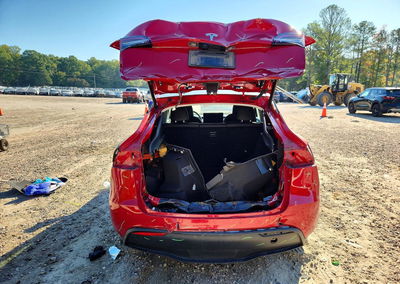 2023 Tesla Model Y, daño Trasero, Copart lote 71690056, foto 6 de 13