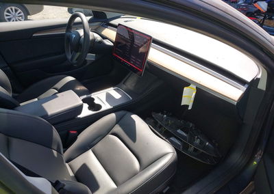 2023 Tesla Model 3 Rear-wheel Drive, daño Frontal izquierdo, Iaai lote 45996794, foto 5 de 23