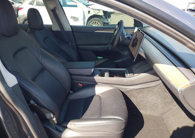 2023 Tesla Model Y Awd/long Range Dual Motor All-wheel Drive, Left Side damage, Iaai lot 45920474, photo 5 of 15