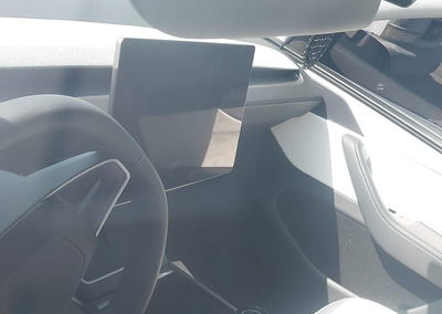 2026 Tesla Model Y Premium Rear-wheel Drive/rear-wheel Drive, uszkodzenie: Prawy tył, Iaai lot 46049364, zdjęcie 16 z 17