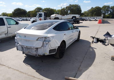 2021 Tesla Model 3 Standard Range Plus Rear-wheel Drive, uszkodzenie: Tył, Iaai lot 45912638, zdjęcie 4 z 19