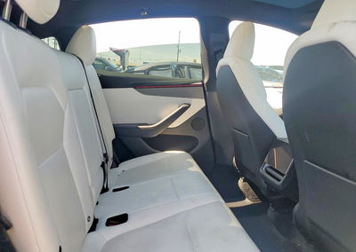 2026 Tesla Model Y, uszkodzenie: Tył, Copart lot 70469926, zdjęcie 10 z 15