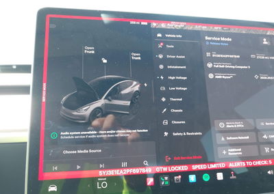 2023 Tesla Model 3 Rear-wheel Drive, daño Frontal izquierdo, Iaai lote 45996794, foto 18 de 23
