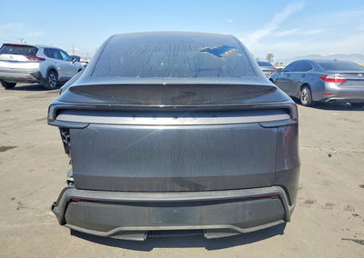 2026 Tesla Model Y, uszkodzenie: Tył, Copart lot 70469926, zdjęcie 6 z 15