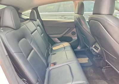 2023 Tesla Model Y, daño Lateral, Copart lote 60638606, foto 10 de 12