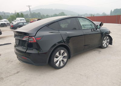 2021 Tesla Model Y Long Range Dual Motor All-wheel Drive, Front & Rear damage, Iaai lot 45589653, photo 4 of 15