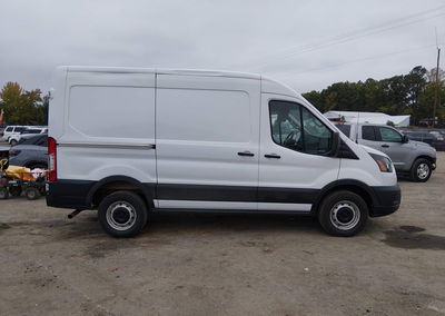 2023 Ford Transit-250, Right Side damage, Iaai lot 46339926, photo 13 of 16