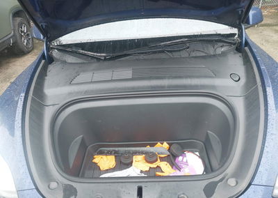 2021 Tesla Model Y Long Range Dual Motor All-wheel Drive, daño Trasero, Iaai lote 46187267, foto 10 de 19