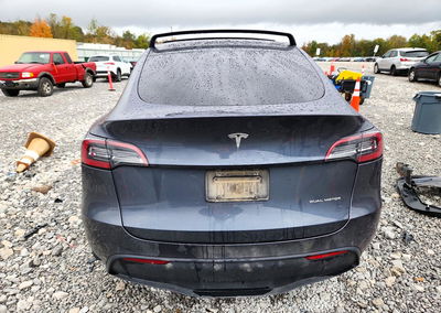 2021 Tesla Model Y, daño Frontal, Copart lote 73173396, foto 6 de 15