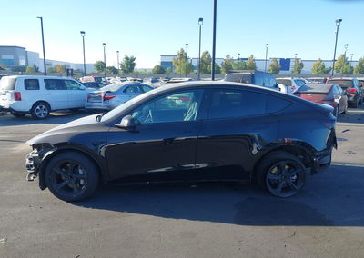 2026 Tesla Model Y Premium Rear-wheel Drive/rear-wheel Drive, daño Front & Rear, Iaai lote 46269938, foto 15 de 24