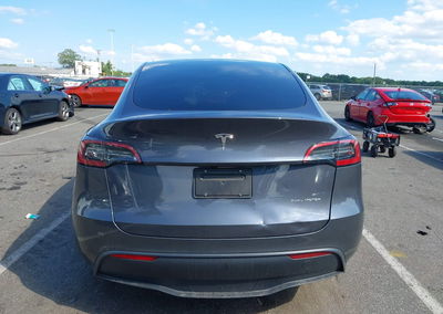 2023 Tesla Model Y Awd/long Range Dual Motor All-wheel Drive, Left Side damage, Iaai lot 45920474, photo 15 of 15