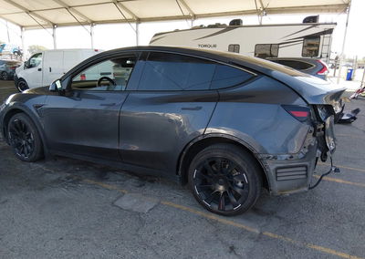 2021 Tesla Model Y Long Range, Rear damage, Iaai lot 46148711, photo 14 of 16