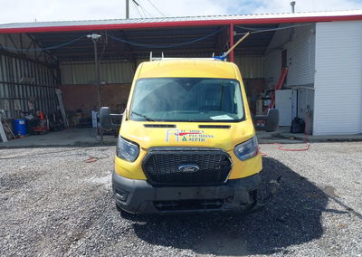 2024 Ford Transit-250, daño Frontal, Iaai lote 44975459, foto 13 de 19