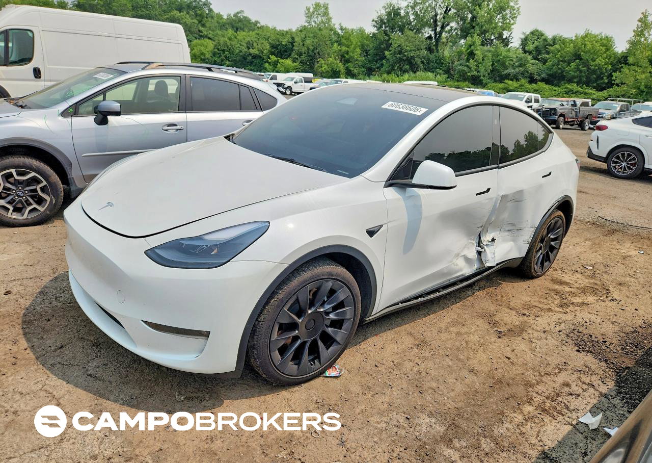 2023 Tesla Model Y, daño Lateral, Copart lote 60638606
