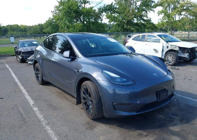 2023 Tesla Model Y Awd/long Range Dual Motor All-wheel Drive, Left Side damage, Iaai lot 45920474