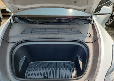 2023 Tesla Model Y, daño Lateral, Copart lote 60638606, foto 11 de 12