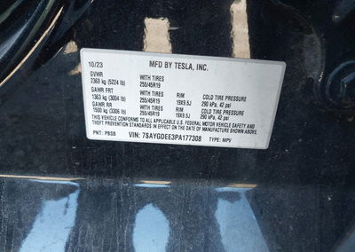 2023 Tesla Model Y Awd/long Range Dual Motor All-wheel Drive, uszkodzenie: Lewy bok, Iaai lot 46293340, zdjęcie 9 z 19