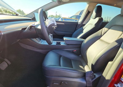 2025 Tesla Model Y, uszkodzenie: Przód, Copart lot 67924726, zdjęcie 7 z 15