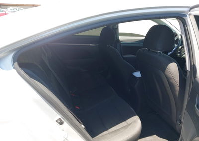 2019 Hyundai Elantra Sel, daño Frontal izquierdo, Iaai lote 45288575, foto 8 de 17