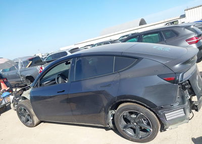 2026 Tesla Model Y All-wheel Drive/long Range Launch Series/premium All-wheel Drive, daño Suspensión, Iaai lote 45905223,
