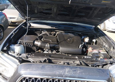 2019 Toyota Tacoma, uszkodzenie: Przód, Iaai lot 46348512, zdjęcie 10 z 16