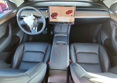 2025 Tesla Model Y, uszkodzenie: Przód, Copart lot 67924726, zdjęcie 8 z 15