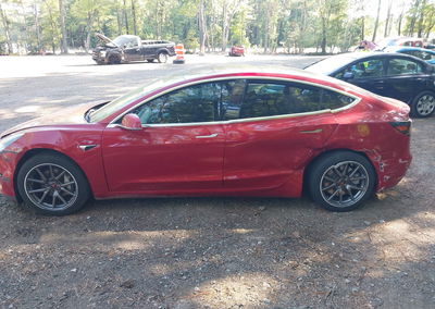 2019 Tesla Model 3 Long Range/mid Range/standard Range/standard Range Plus, daño Left & Right Side, Iaai lote 46119317,