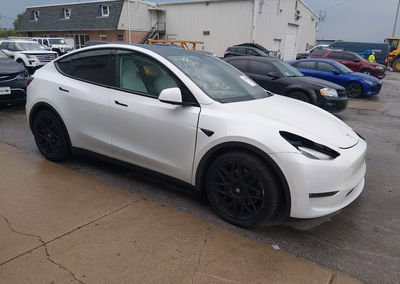 2022 Tesla Model Y Long Range Dual Motor All-wheel Drive, daño Frontal izquierdo, Iaai lote 45999368