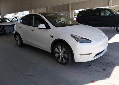 2021 Tesla Model Y Long Range, Left Rear damage, Iaai lot 46148464