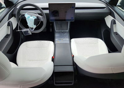 2026 Tesla Model Y, daño Frontal, Copart lote 66842926, foto 8 de 15