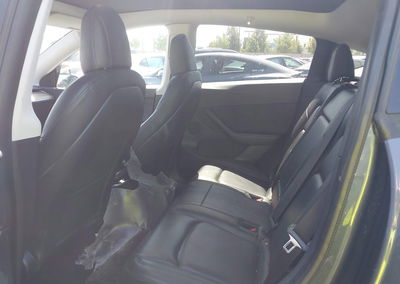 2021 Tesla Model Y Long Range Dual Motor All-wheel Drive, uszkodzenie: Prawy bok, Iaai lot 46129868, zdjęcie 8 z 19