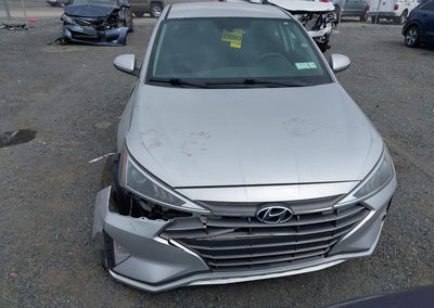 2019 Hyundai Elantra Sel, пошкодження: Передня частина, Iaai лот 46140813, фото 12 з 21