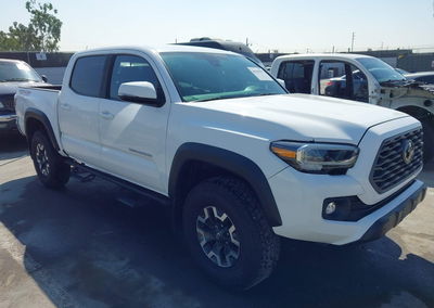 2023 Toyota Tacoma Trd Off Road, uszkodzenie: Vandalized, Iaai lot 46190107