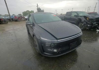2026 Tesla Model Y, uszkodzenie: Bok, Copart lot 67513346, zdjęcie 13 z 13
