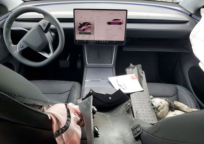 2026 Tesla Model Y, uszkodzenie: Bok, Copart lot 67513346, zdjęcie 8 z 13