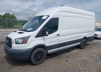 2020 Ford Transit-350 Cargo Van, daño Lateral derecho, Iaai lote 45336207, foto 2 de 19