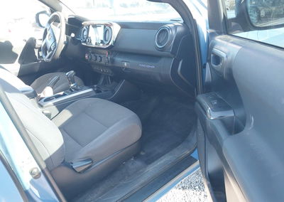 2019 Toyota Tacoma Trd Off Road, Rear damage, Iaai lot 46161081, photo 17 of 18
